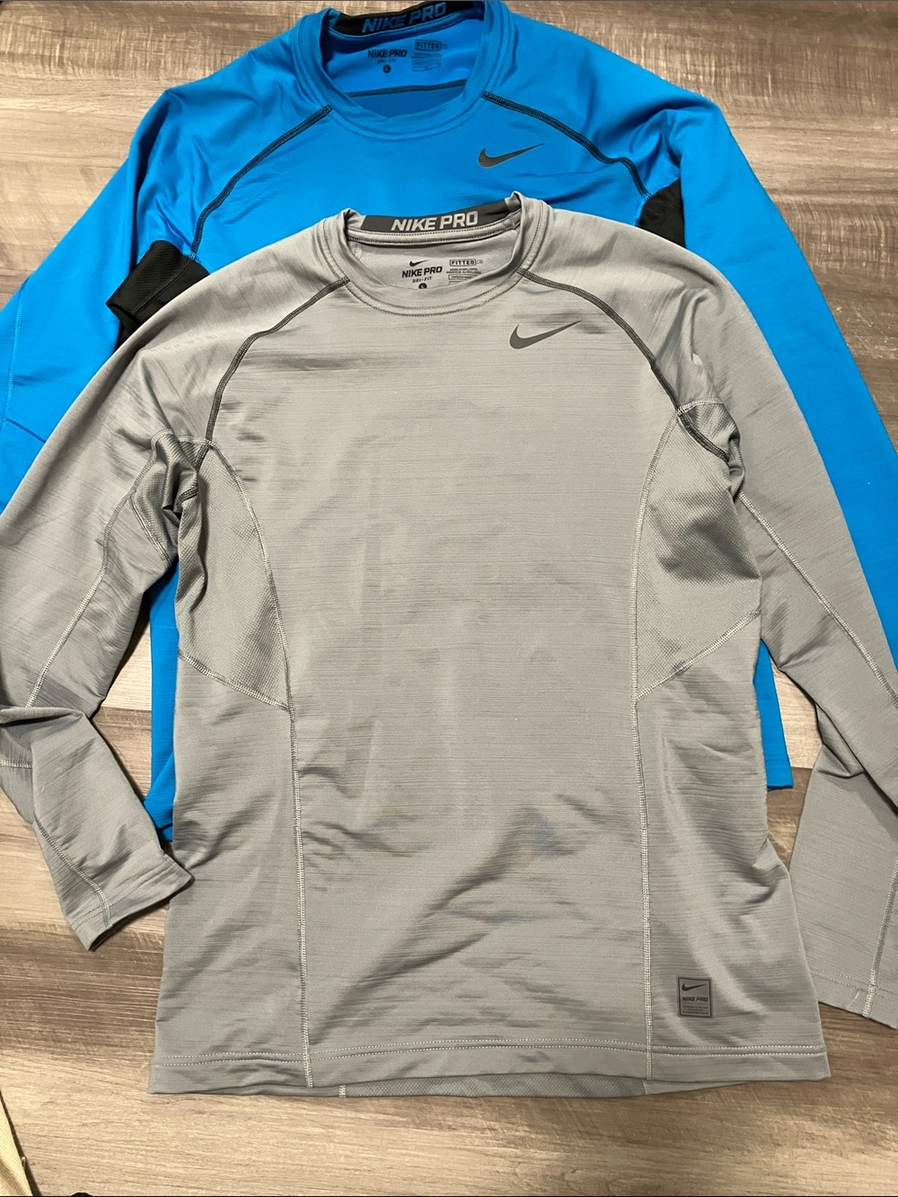 Nike Pro Compression Long Sleeve Bundle Large Fitted blue and grey
